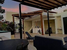 Private Room Roof Garden w Nice Pool BBQ