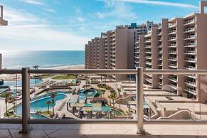 Beachfront Golf Heated Pools Balcony