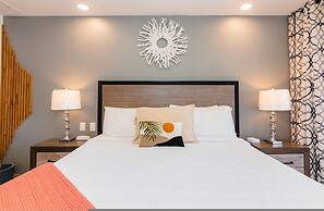 Beachfront Golf Heated Pools Balcony