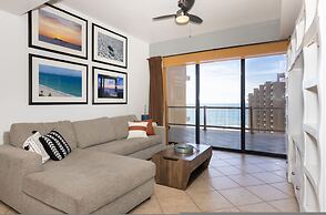 Beachfront Golf Heated Pools Balcony