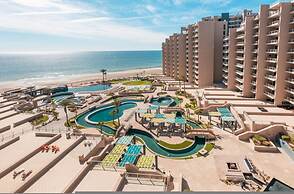 Beachfront Golf Heated Pools Balcony