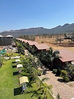 Daksh The Valley Resort - Saputara