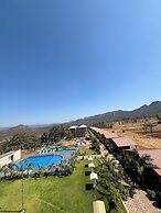 Daksh The Valley Resort - Saputara
