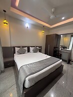 Daksh The Valley Resort - Saputara