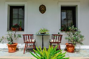 Arden's House
