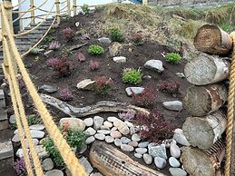 Findochty Beach House - Private Garden-beachfront