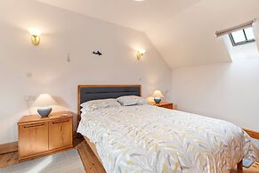 Two Hoots - Peaceful Cottage Rural Views