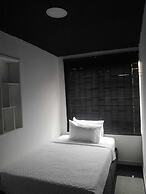 HOTEL CAPITAL