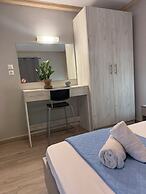 DOM SUITES