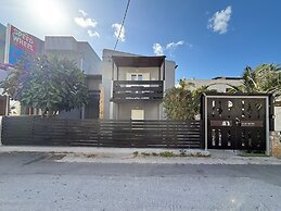 DOM SUITES