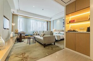 Century Runhua Hotel