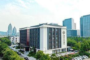 Century Runhua Hotel