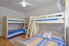 Beach Villa in El Portillo Sleeps 12