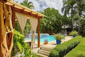 Beach Villa in El Portillo Sleeps 12