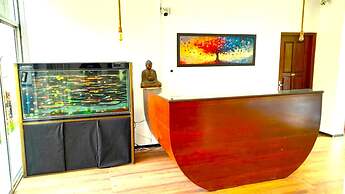 Sea Breeze Hotel