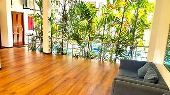 Sea Breeze Hotel