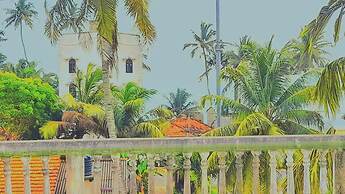 Sea Breeze Hotel