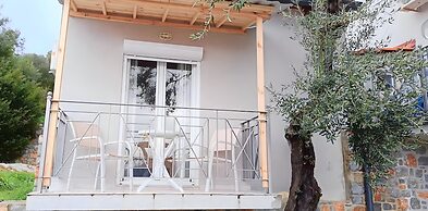 SkyFrame Apartments
