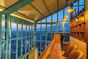 Mhendo Hotel & Studio Suites
