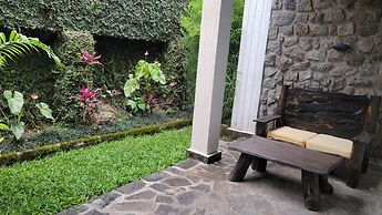 Grotta Resort