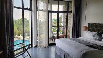 Grotta Resort