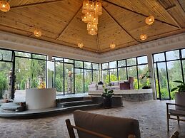 Grotta Resort