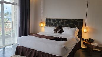 Grotta Resort