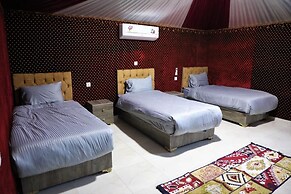 Rum Pillars Camp