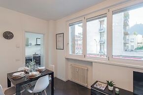 Chiara's Apartment by Rent all Como