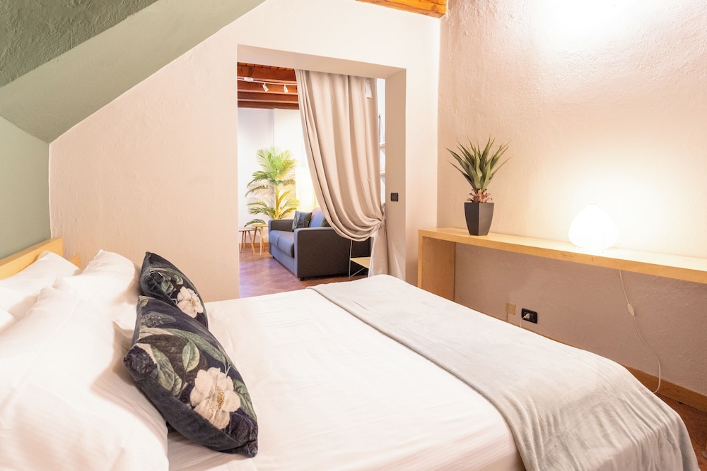San Fedele Apartments by Rent all Como