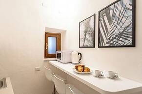 Ice Queen Chamber by Rent all Como
