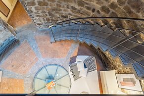 Ice Queen Chamber by Rent all Como