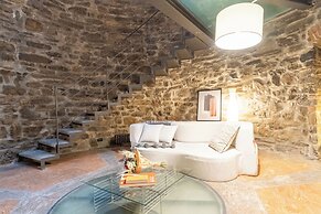 Ice Queen Chamber by Rent all Como