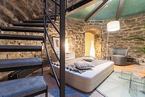 Ice Queen Chamber by Rent all Como
