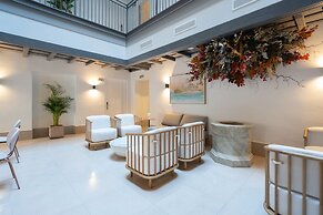 La Caleta Qe Hotels