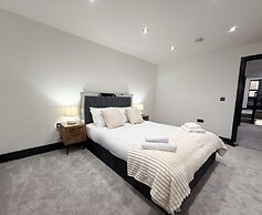 Santi House
