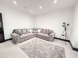 Santi House