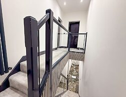 Santi House