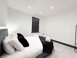 Santi House