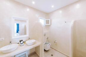 NAXIAN EMERALD HOTEL