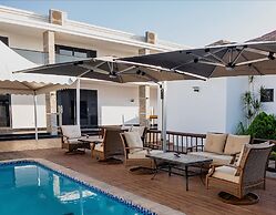 Platinum Lodge
