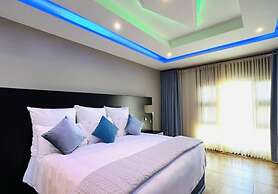 Platinum Lodge