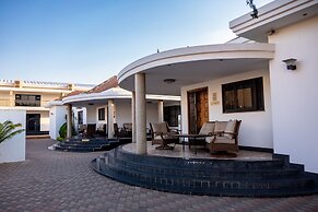 Platinum Lodge