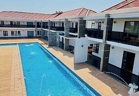 Platinum Lodge
