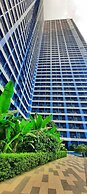 Air Residences-Modern studio w/ City skyline view