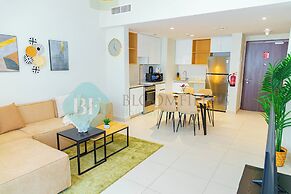 Bloomfields Premium 1BR Reflection
