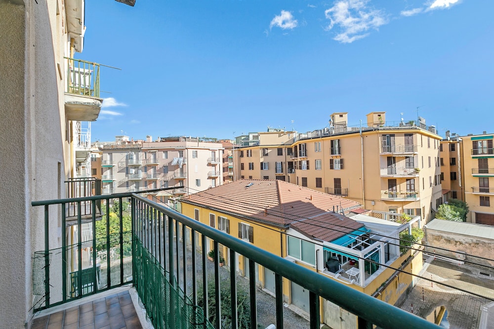 Domus 21 Near Alassio Beach