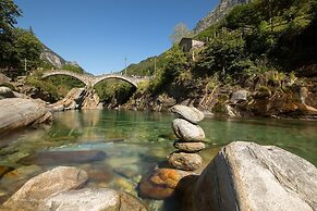 Rustico Over The Bridge Verzasca