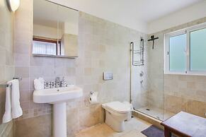 Golf Villa in Bavaro - Pool, Jacuzzi, Staff