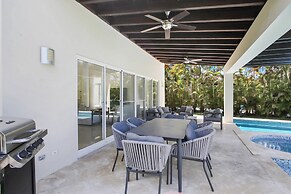 Golf Villa in Bavaro - Pool, Jacuzzi, Staff